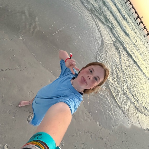 Meet your Posher, Peyton - Picture 1 of 1